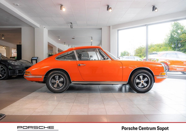 Porsche 911 cena 759911 przebieg: 22900, rok produkcji 1967 z Polanów małe 436